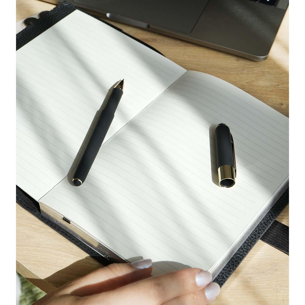 Dnevnik sa kopčom A5 EXECUTIVE Blue, 240 st. Na linije 