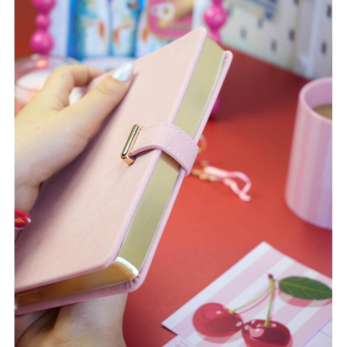 Dnevnik sa ključem HUSH HUSH Pink, 160 st. Na linije 