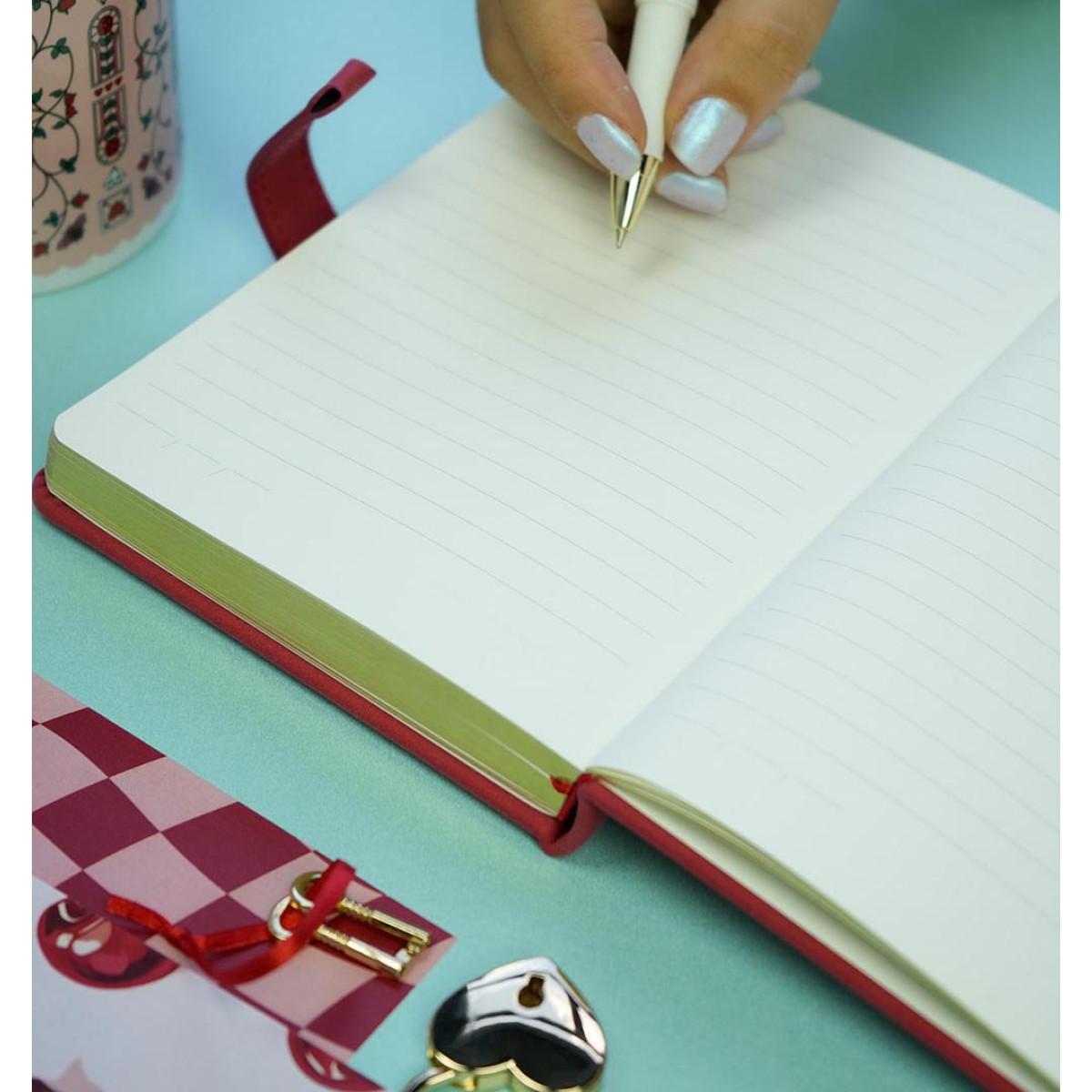 Dnevnik sa ključem HUSH HUSH Pink, 160 st. Na linije 