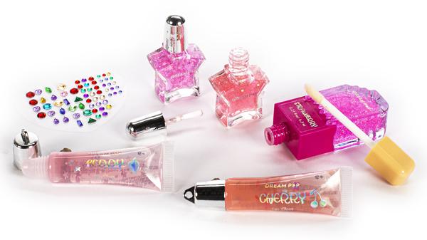 Kozmetički set DOLCI KAWAII 