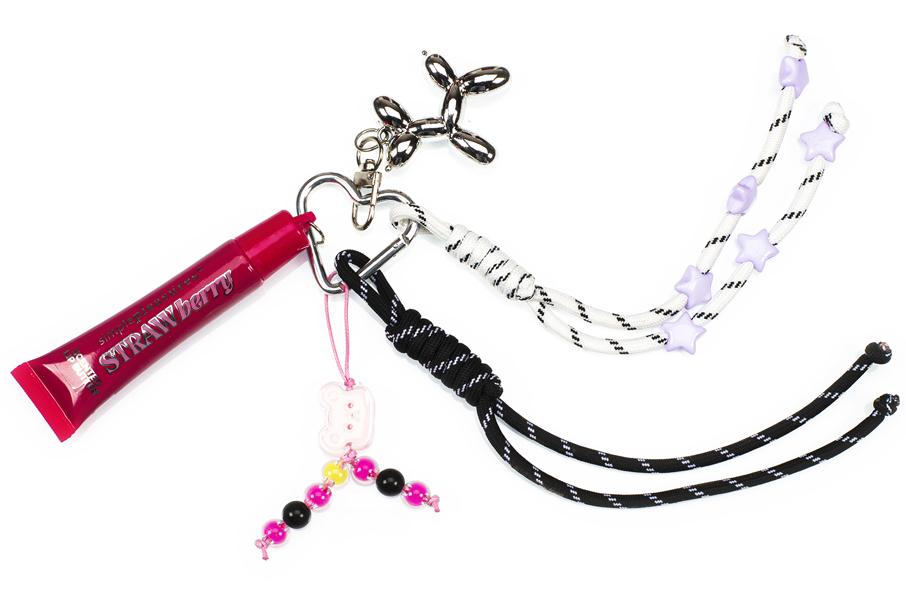 Privezak za ključeve i sjaj za usne STRAWBERRY 