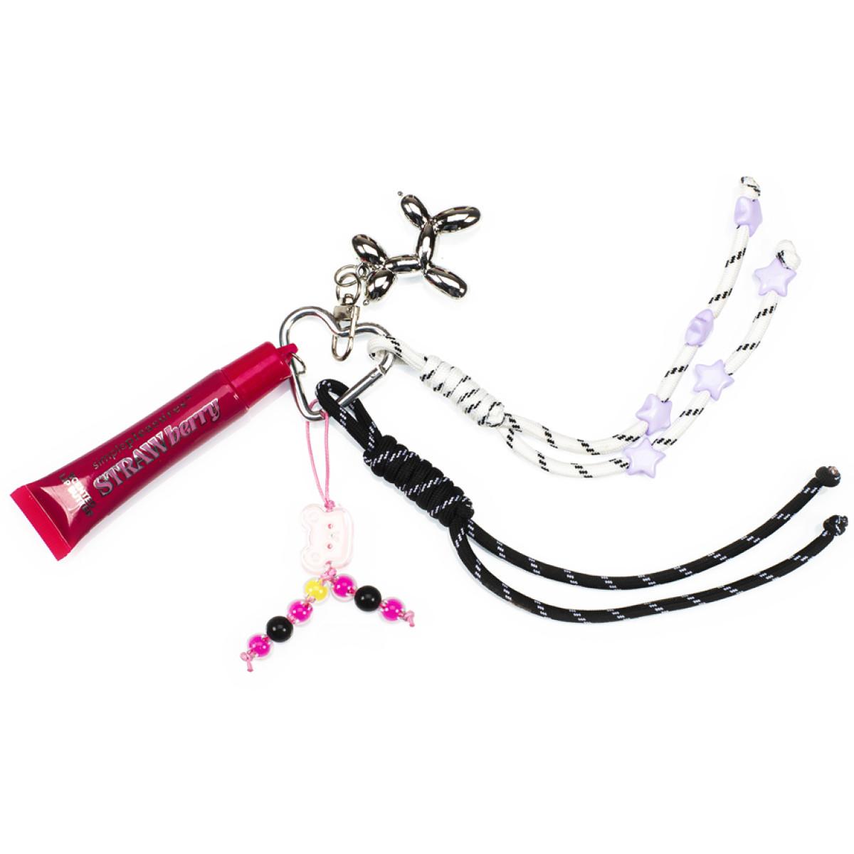 Privezak za ključeve i sjaj za usne STRAWBERRY 