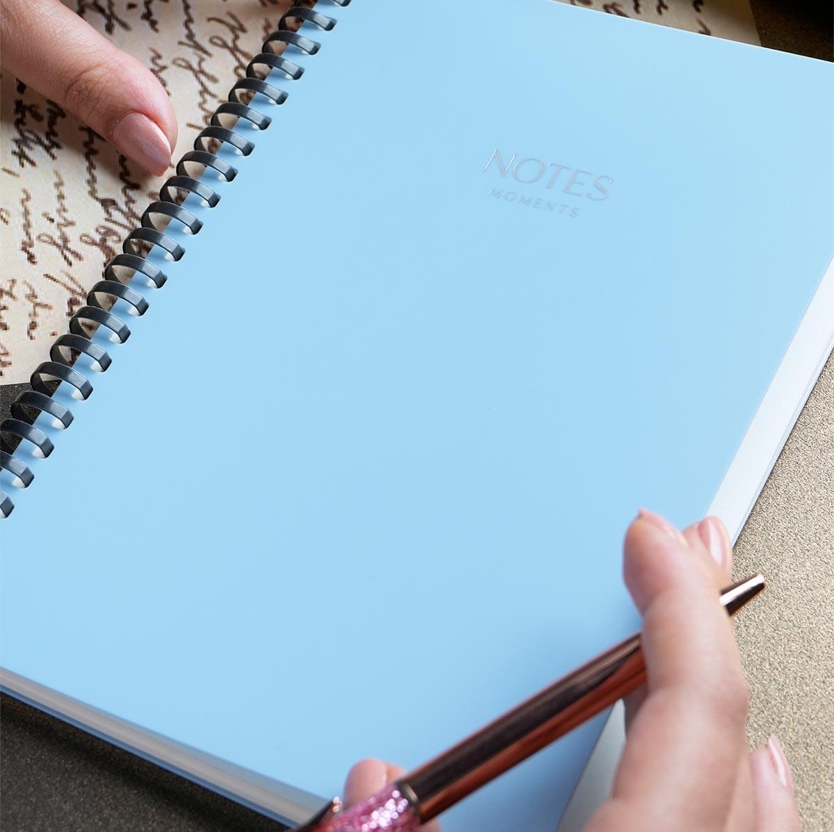 Notes A5 VICTORIA'S JOURNALS Sylicon Blue, na linije 