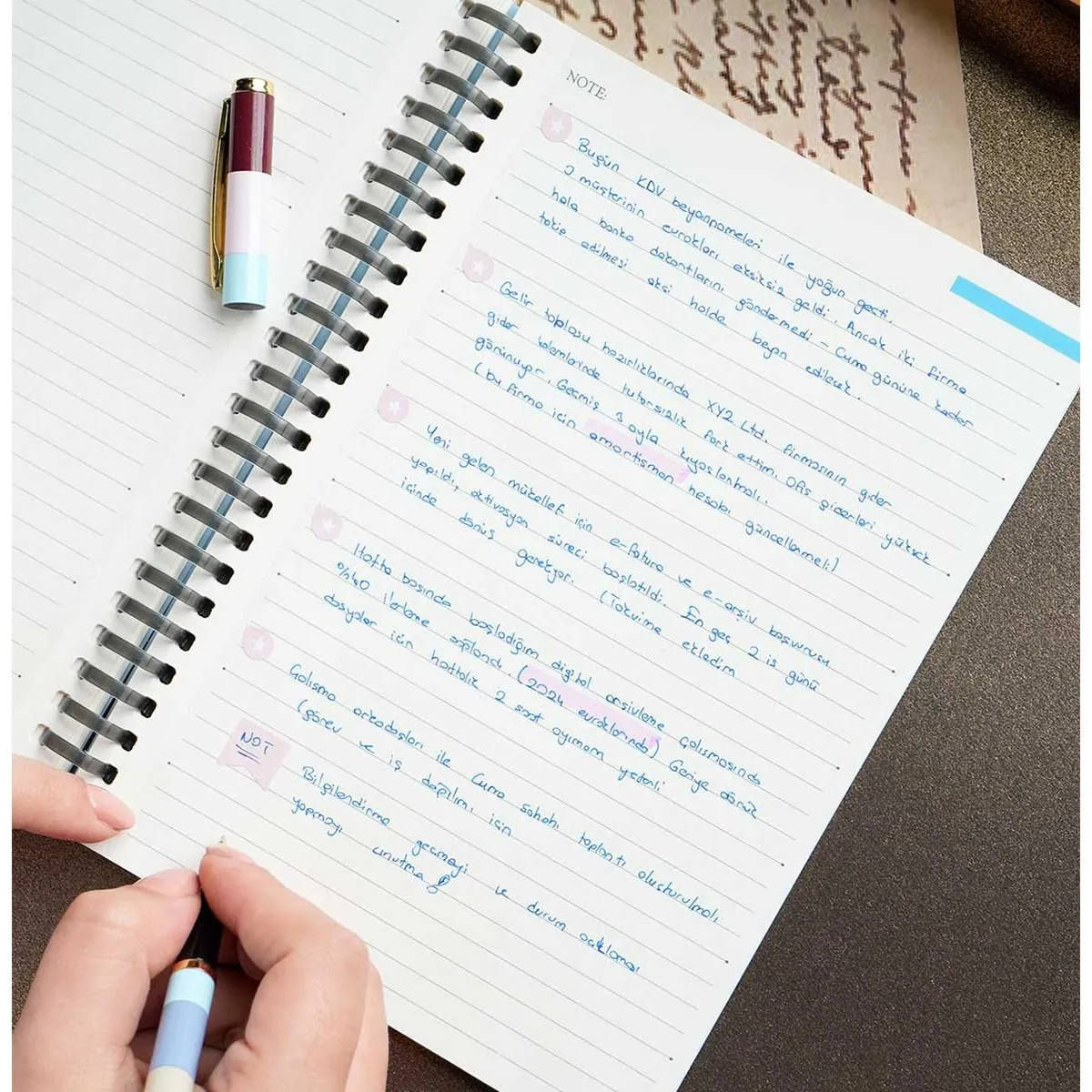 Notes A5 VICTORIA'S JOURNALS Sylicon Blue, na linije 