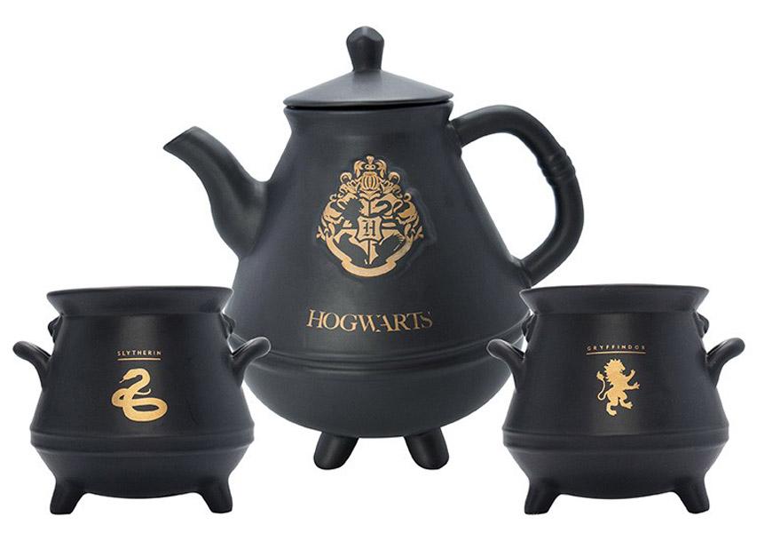 HARRY POTTER  set čajnik i šolje HOGWARTS 