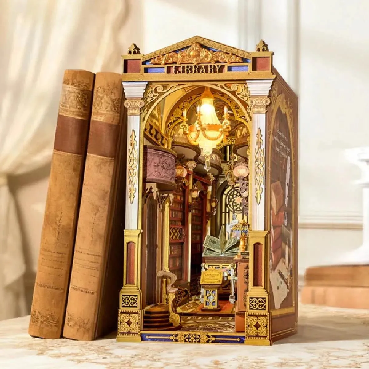 3D puzzle BIBLIOTEKA ČUDA - 258 delova 