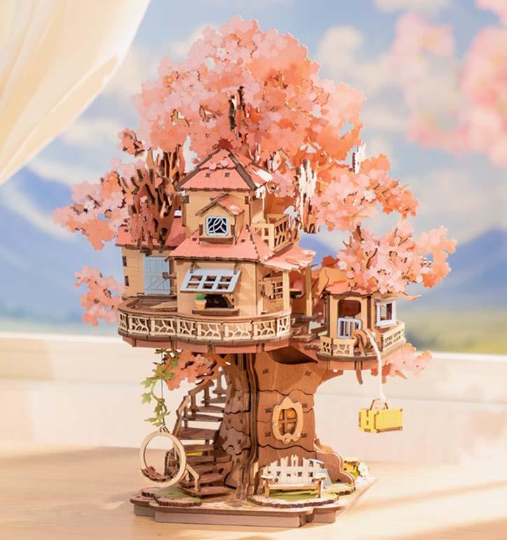 3D puzzle KUĆICA NA DRVETU TREŠNJE 