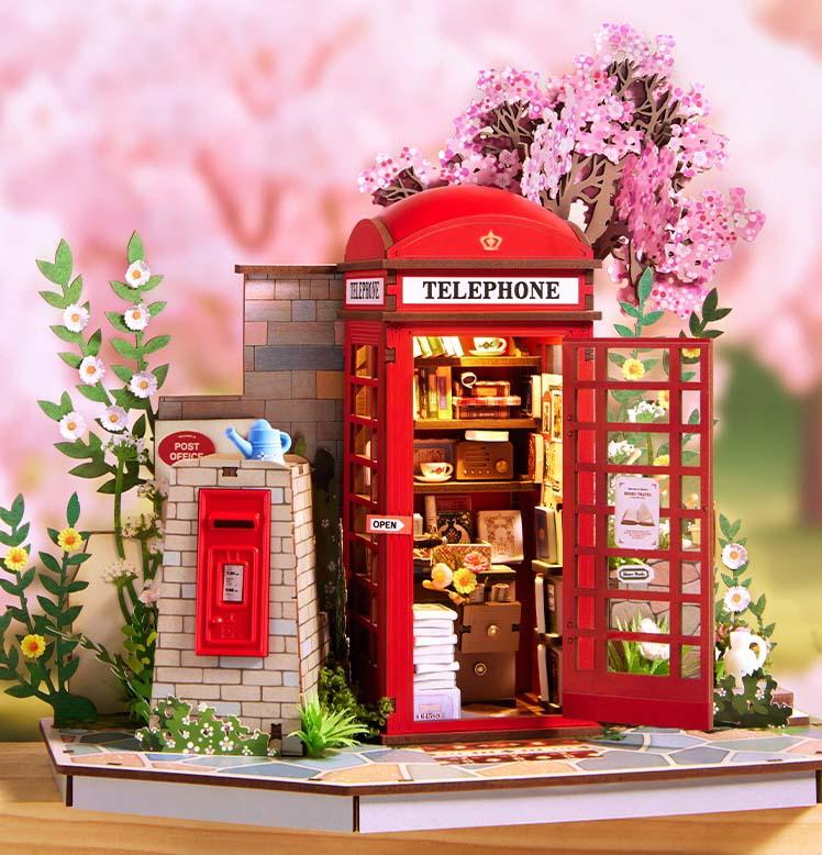 3D puzzle CVETNA KUĆICA ZA KNJIGE 